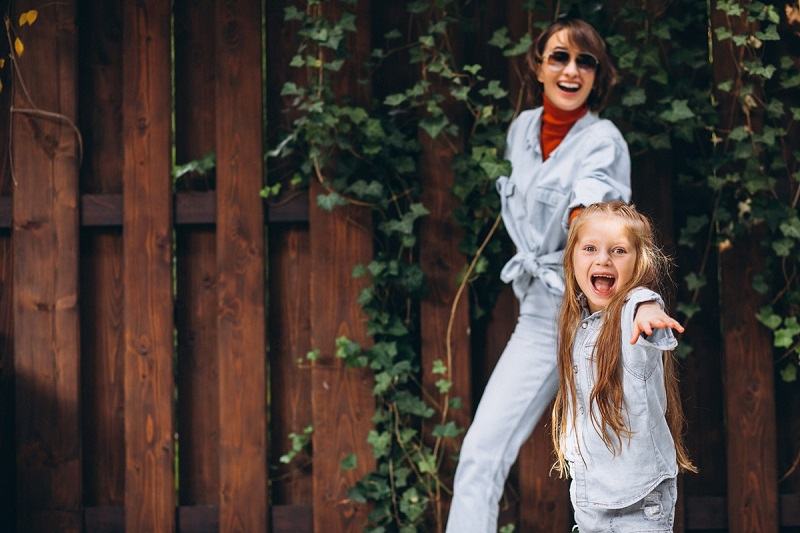 Stil pentru copii si adulti: cum sa alegi hainele potrivite pentru fiecare varsta